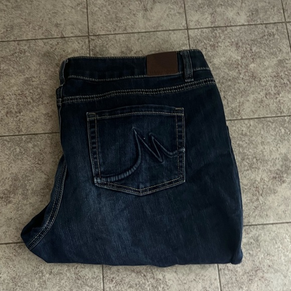 Maurices Denim - Womens size 16 short- Maurices jeans dark wash
